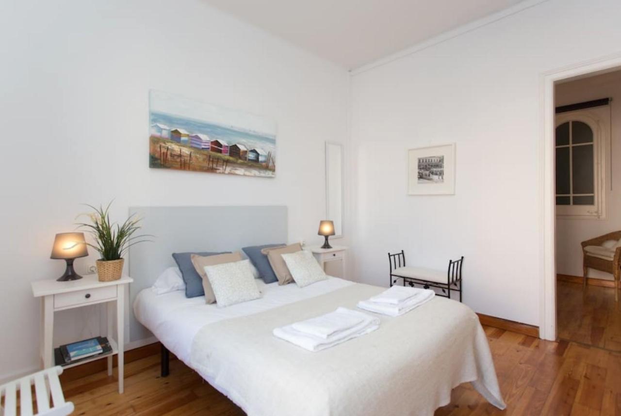 Priority Fira Apartments Barcelona Exterior photo